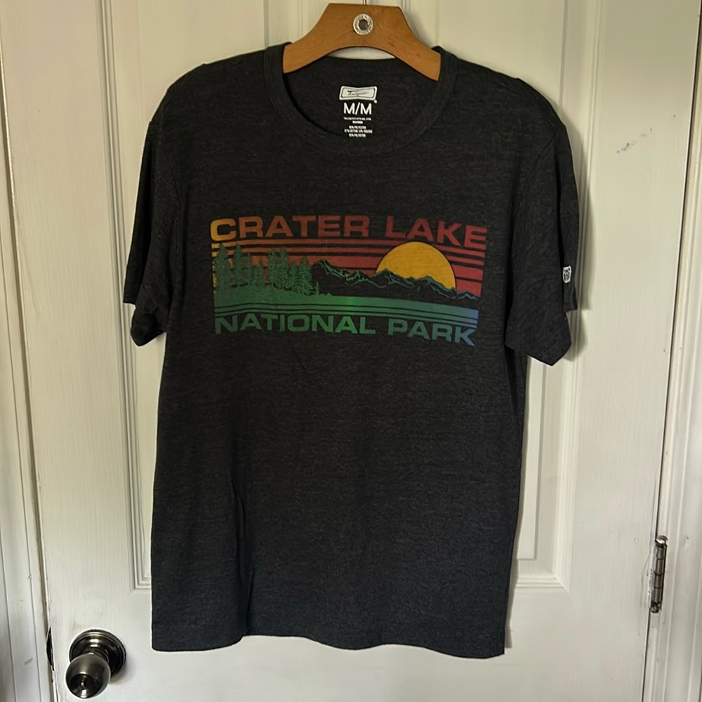 Men’s graphic tee